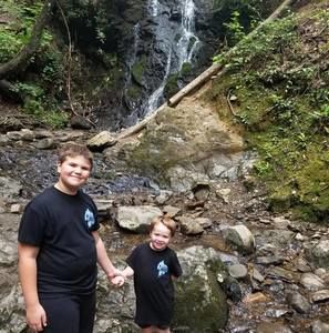 Meet your Posher, Lori